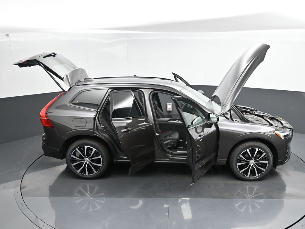 New 2025 Volvo XC60 B5 Plus w/ Protection Package Premier image 49