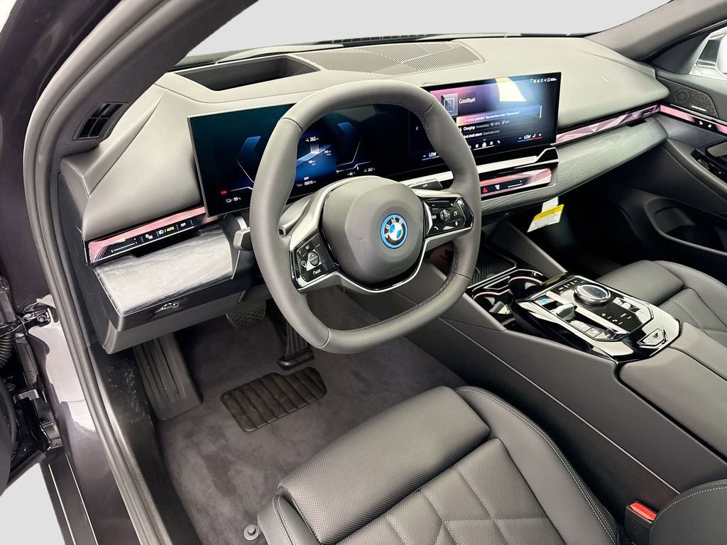 New 2026 BMW i5 eDrive40 image 9