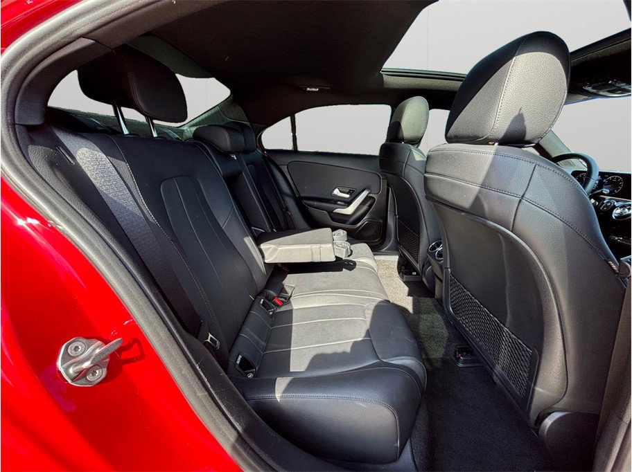 Used 2019 Mercedes-Benz A 220 image 38