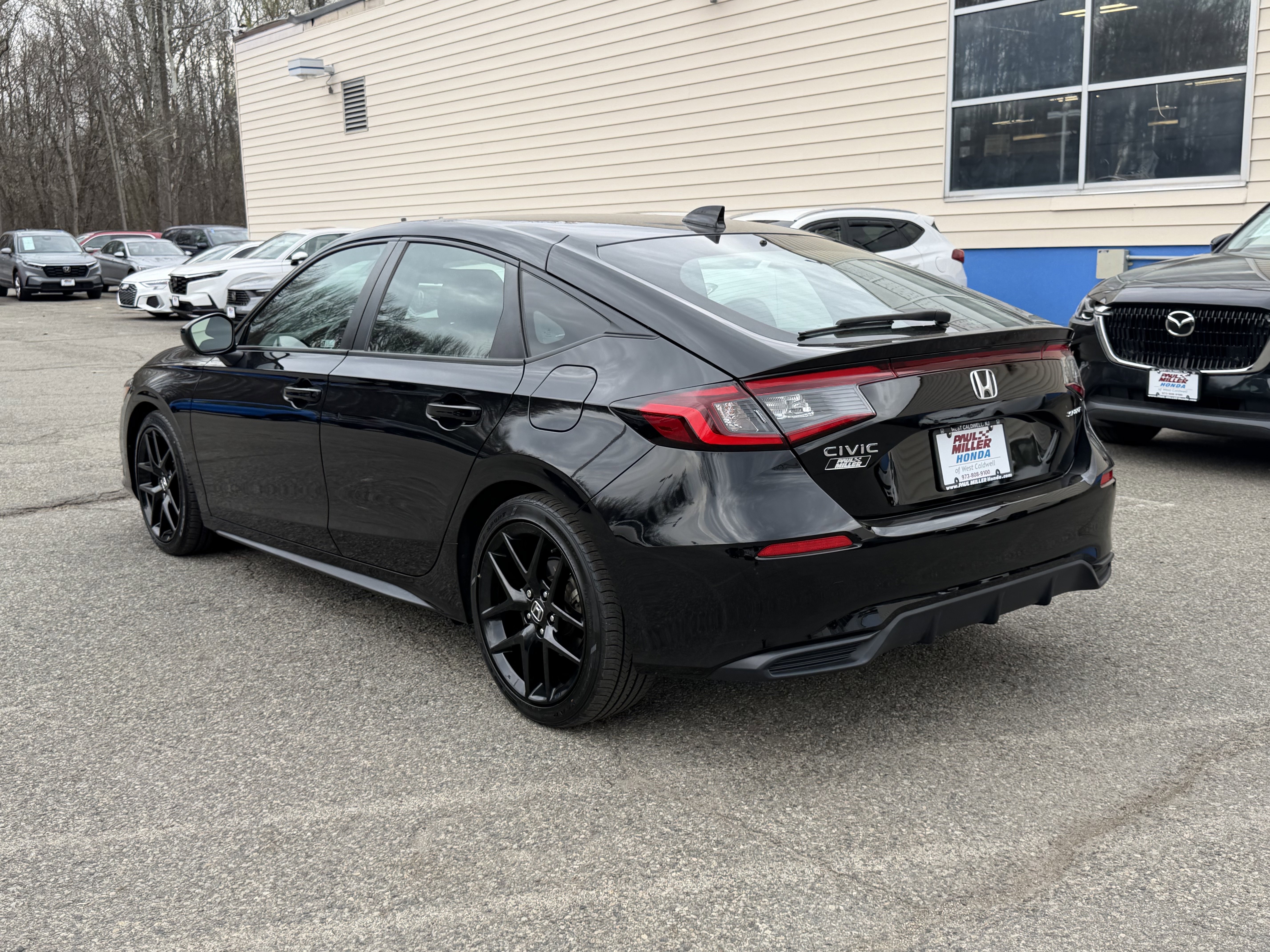 Used 2023 Honda Civic Sport image 12