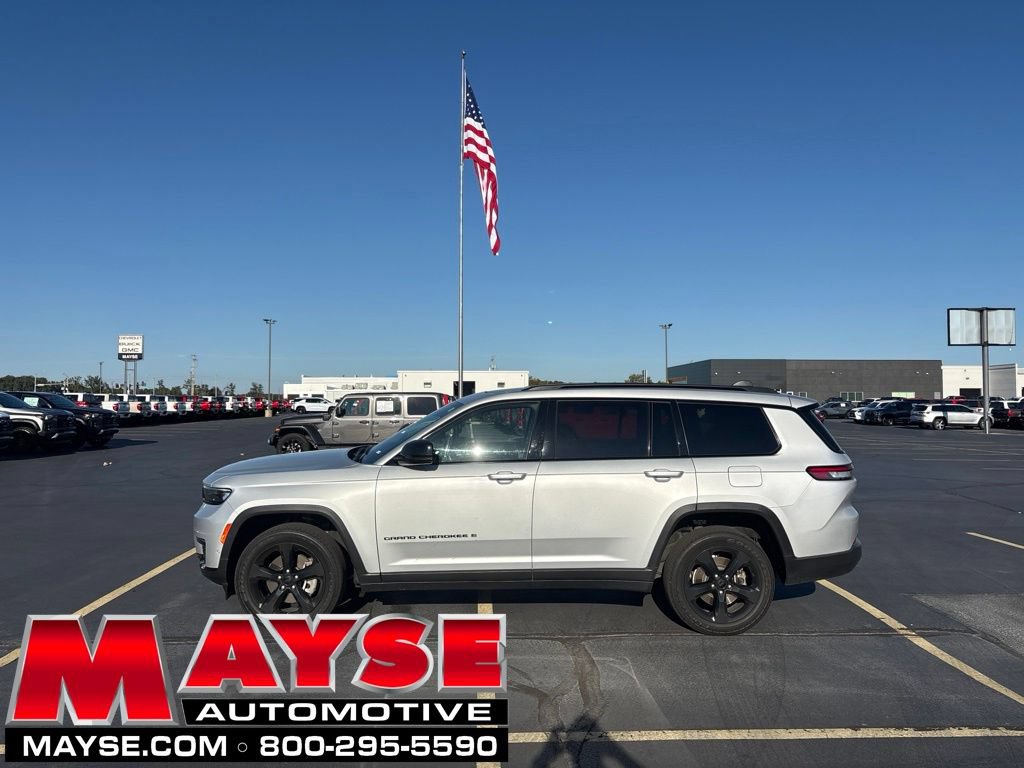 Used 2022 Jeep Grand Cherokee L Limited w/ Luxury Tech Group II AWD/4WD image 1
