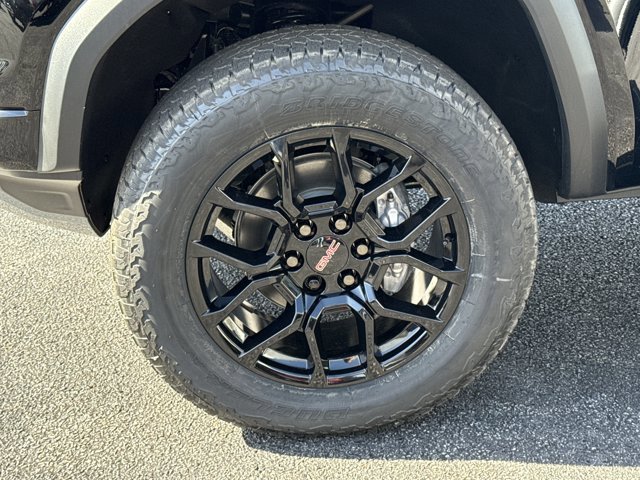New 2026 GMC Canyon AT4 image 15