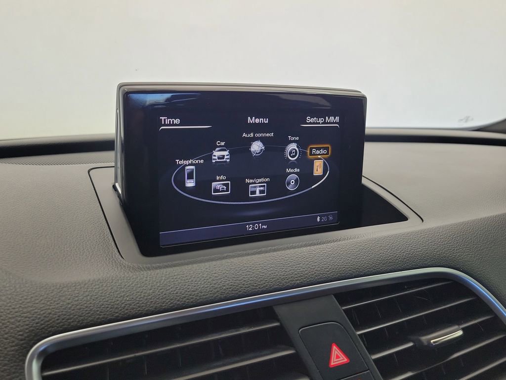 Used 2018 Audi Q3 2.0T Premium Plus w/ Premium Plus Package image 28