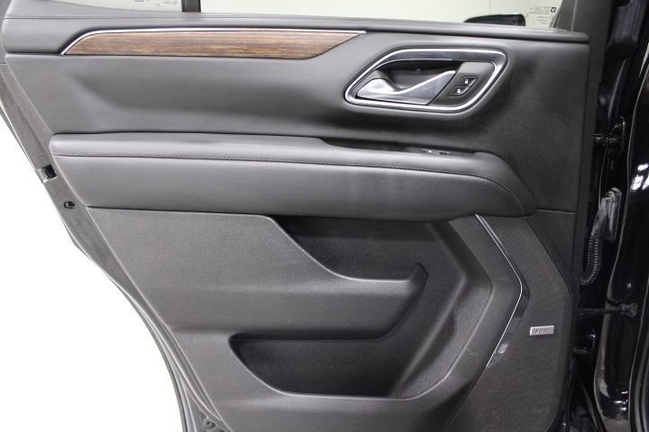 Used 2023 Chevrolet Tahoe High Country AWD/4WD image 23