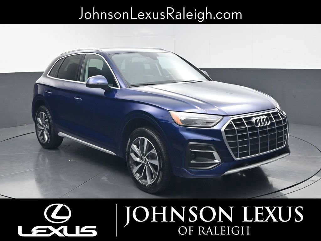 Used 2021 Audi Q5 2.0T Premium w/ Convenience Package image 3
