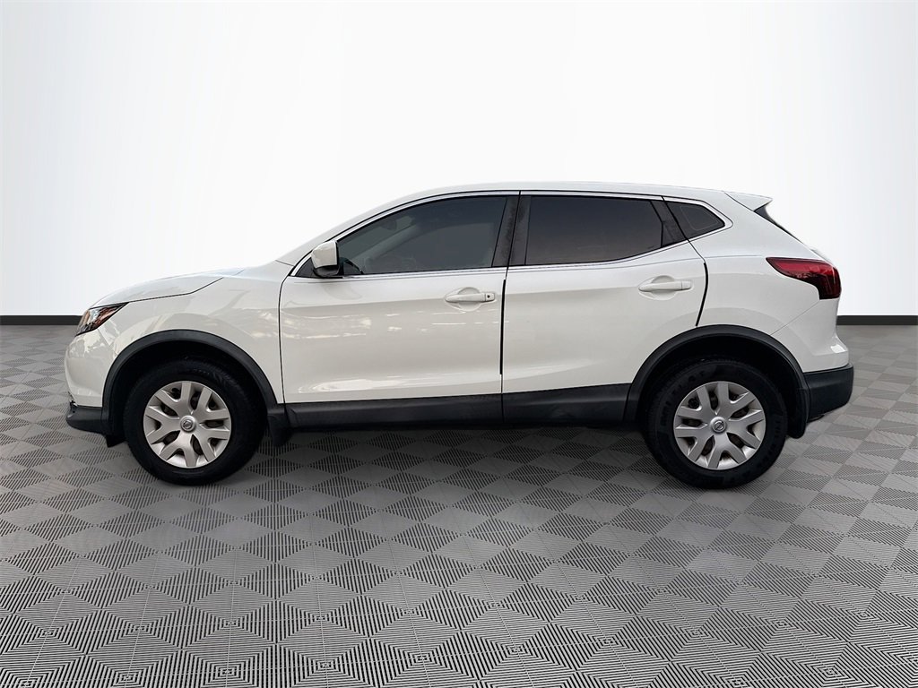 Used 2019 Nissan Rogue Sport S image 9