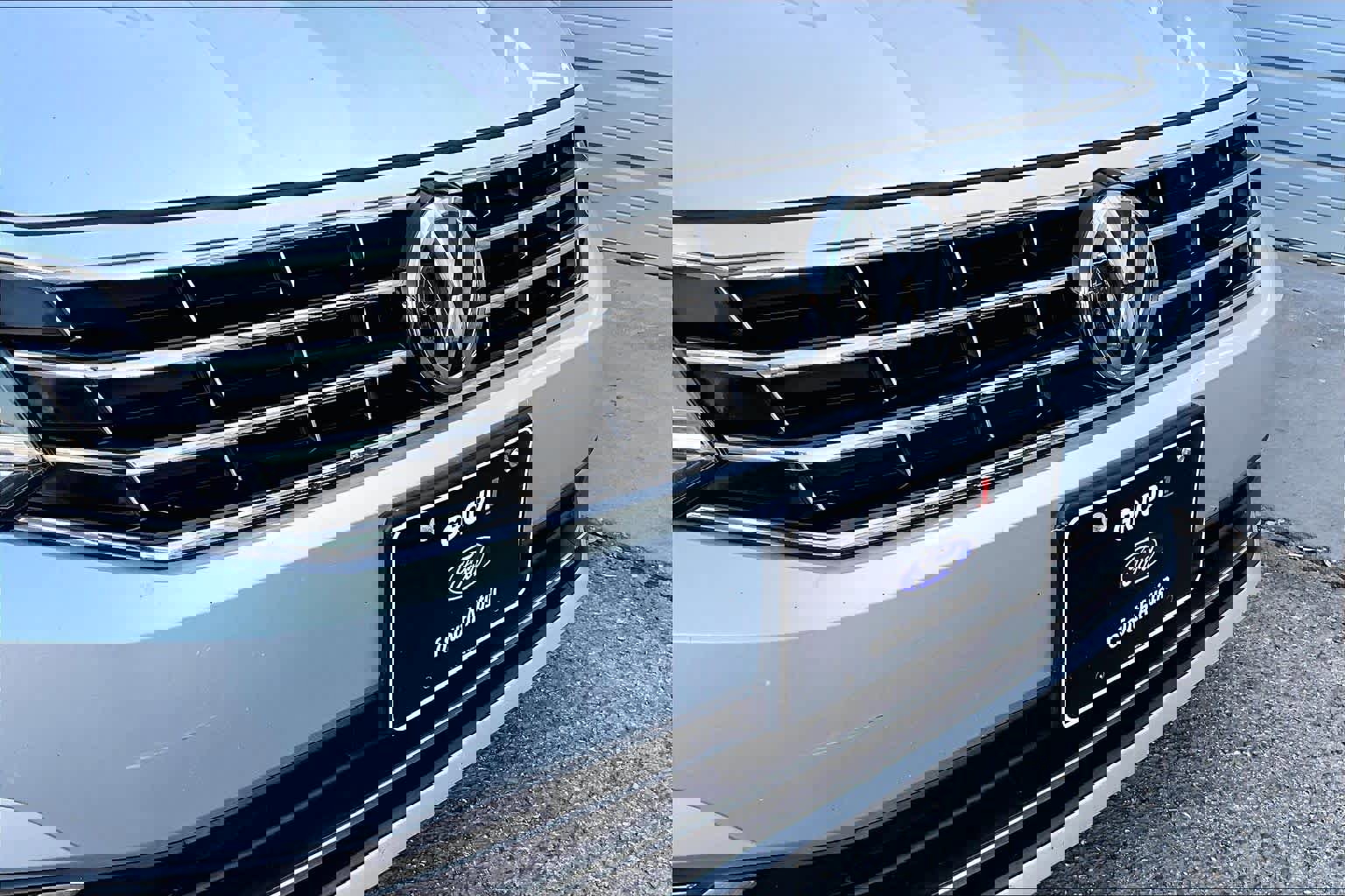 Used 2018 Volkswagen Passat 2.0T SE image 30