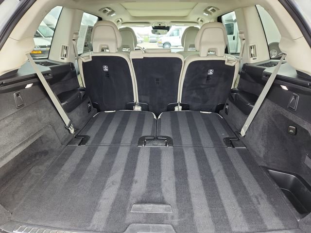 Used 2020 Volvo XC90 T5 Momentum image 31