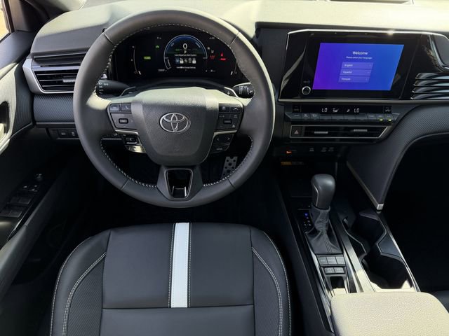 Certified 2025 Toyota Camry SE w/ Convenience Package image 12