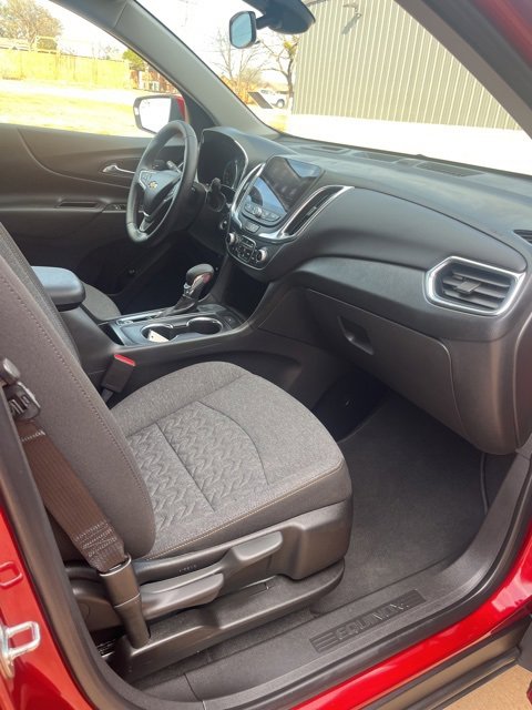 Used 2023 Chevrolet Equinox LT image 10