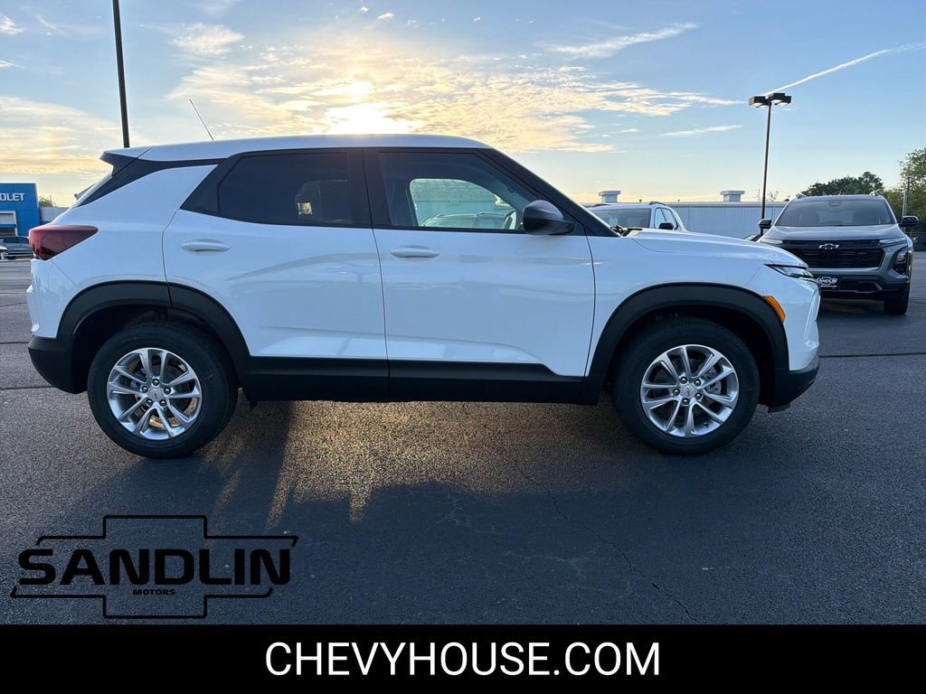New 2026 Chevrolet TrailBlazer LS image 2