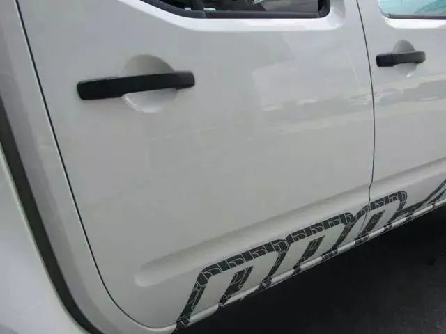 Used 2019 Nissan Frontier PRO-4X image 33