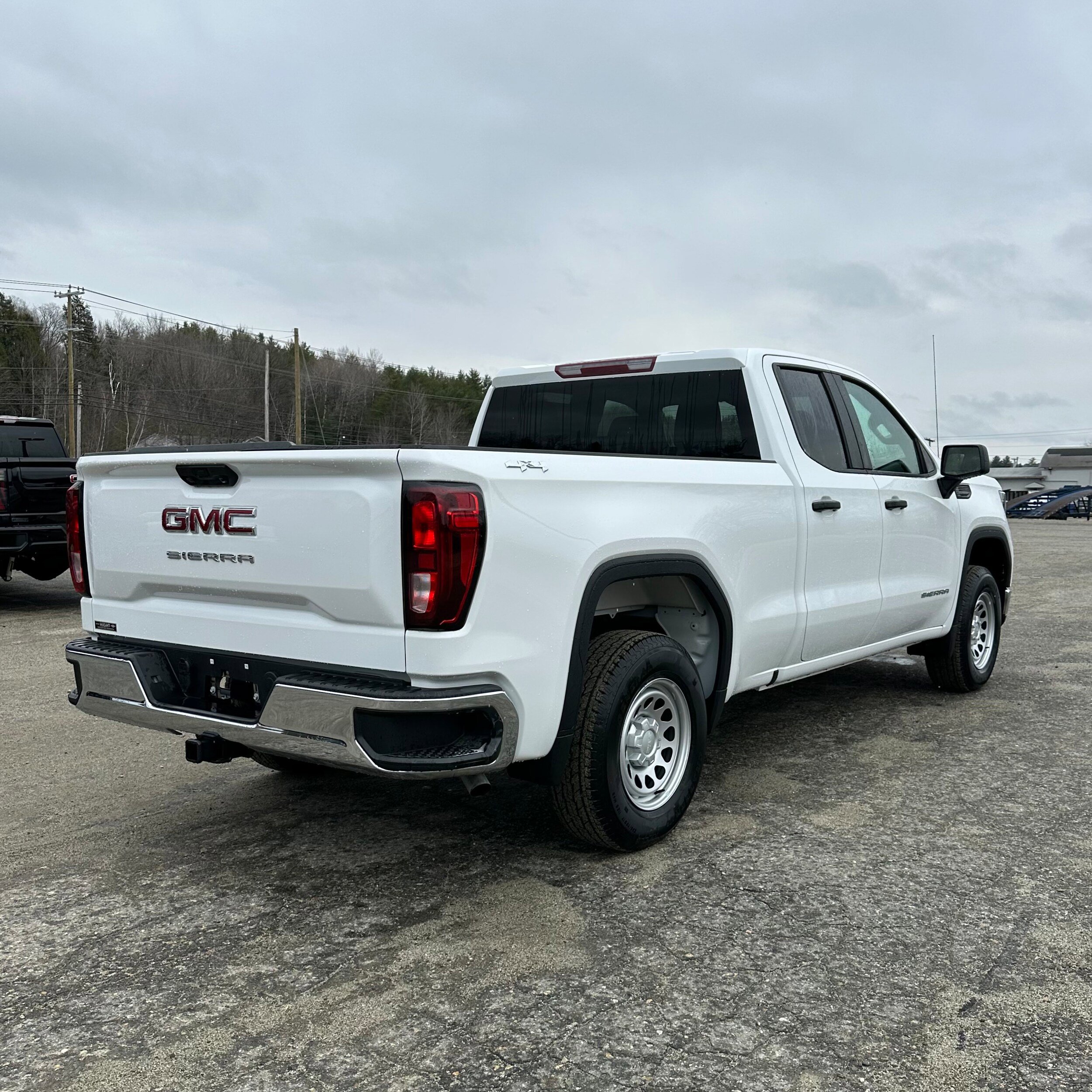 New 2026 GMC Sierra 1500 Pro w/ Pro Value Package AWD/4WD image 3