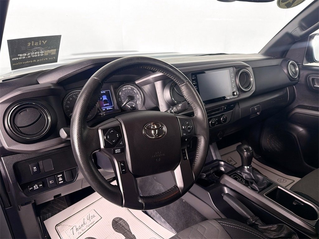 Used 2020 Toyota Tacoma TRD Sport image 9