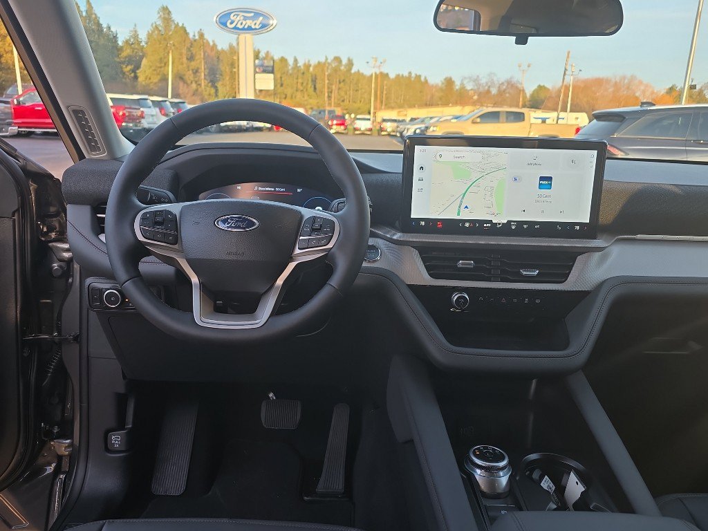 New 2026 Ford Explorer Active w/ Active Comfort Package image 15