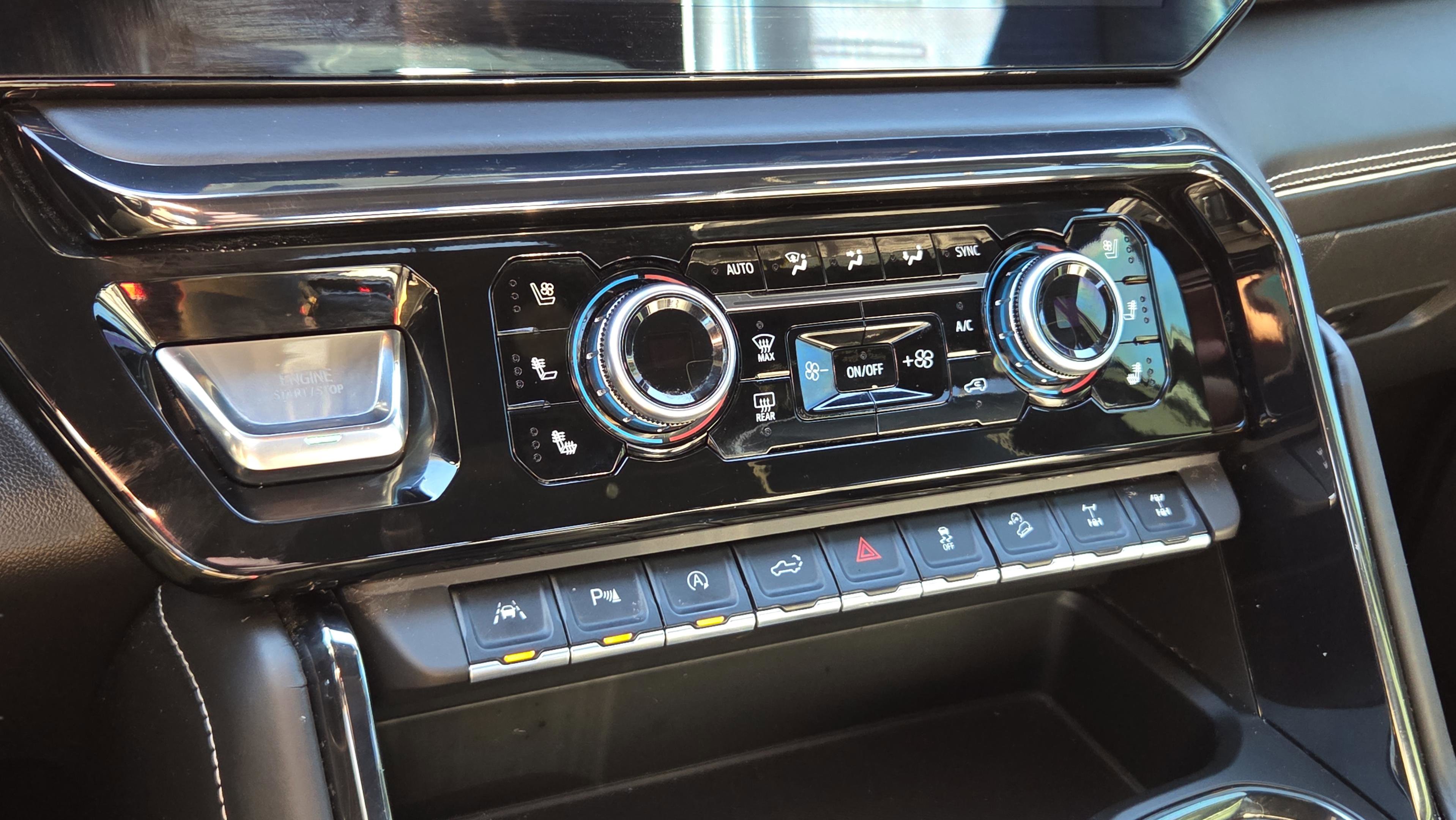 Used 2022 GMC Sierra 1500 AT4X image 18