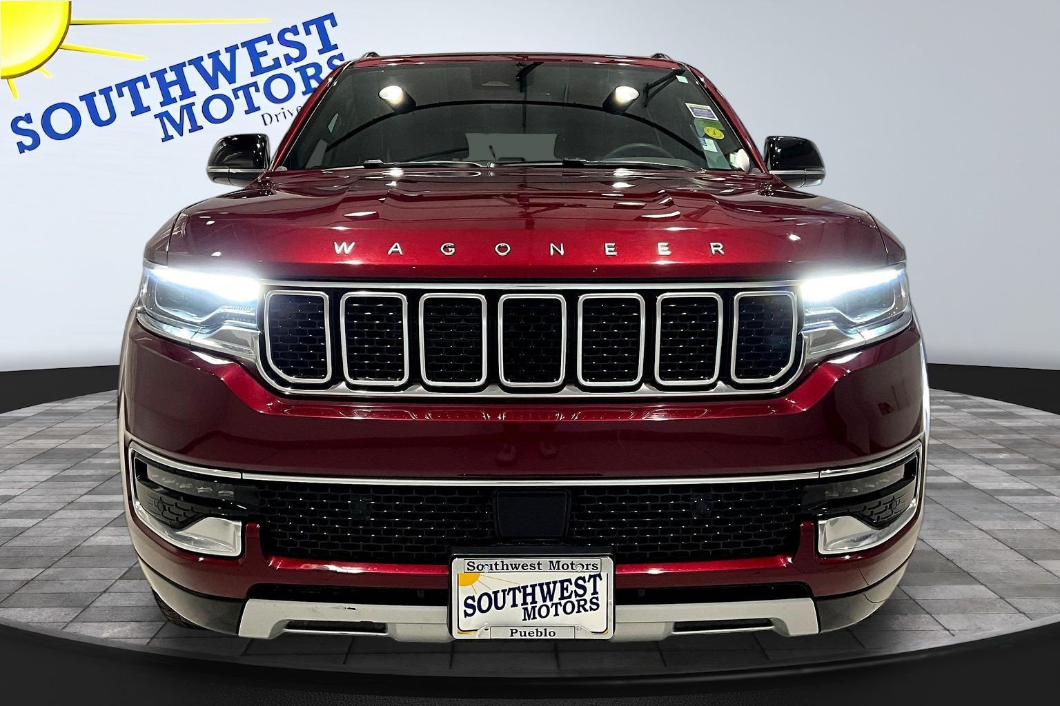 Used 2025 Jeep Wagoneer Series II AWD/4WD image 2