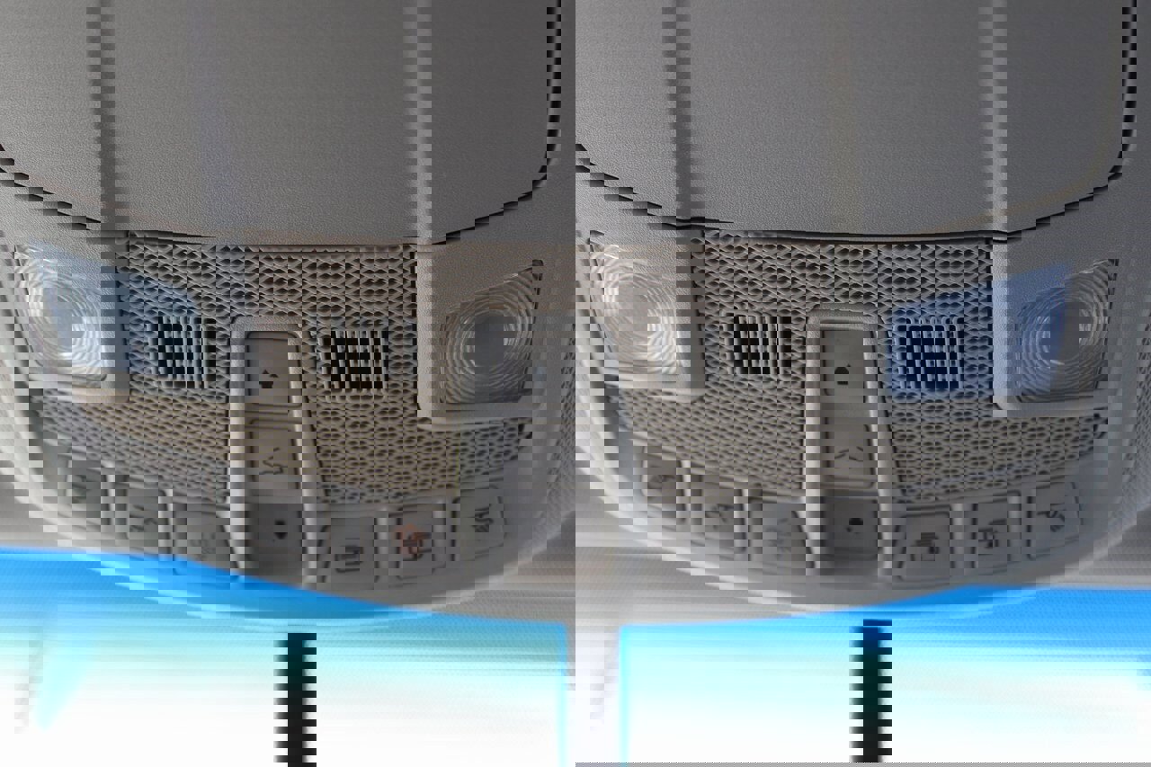 Used 2018 Lincoln MKX Reserve w/ Enhanced Security Package image 28