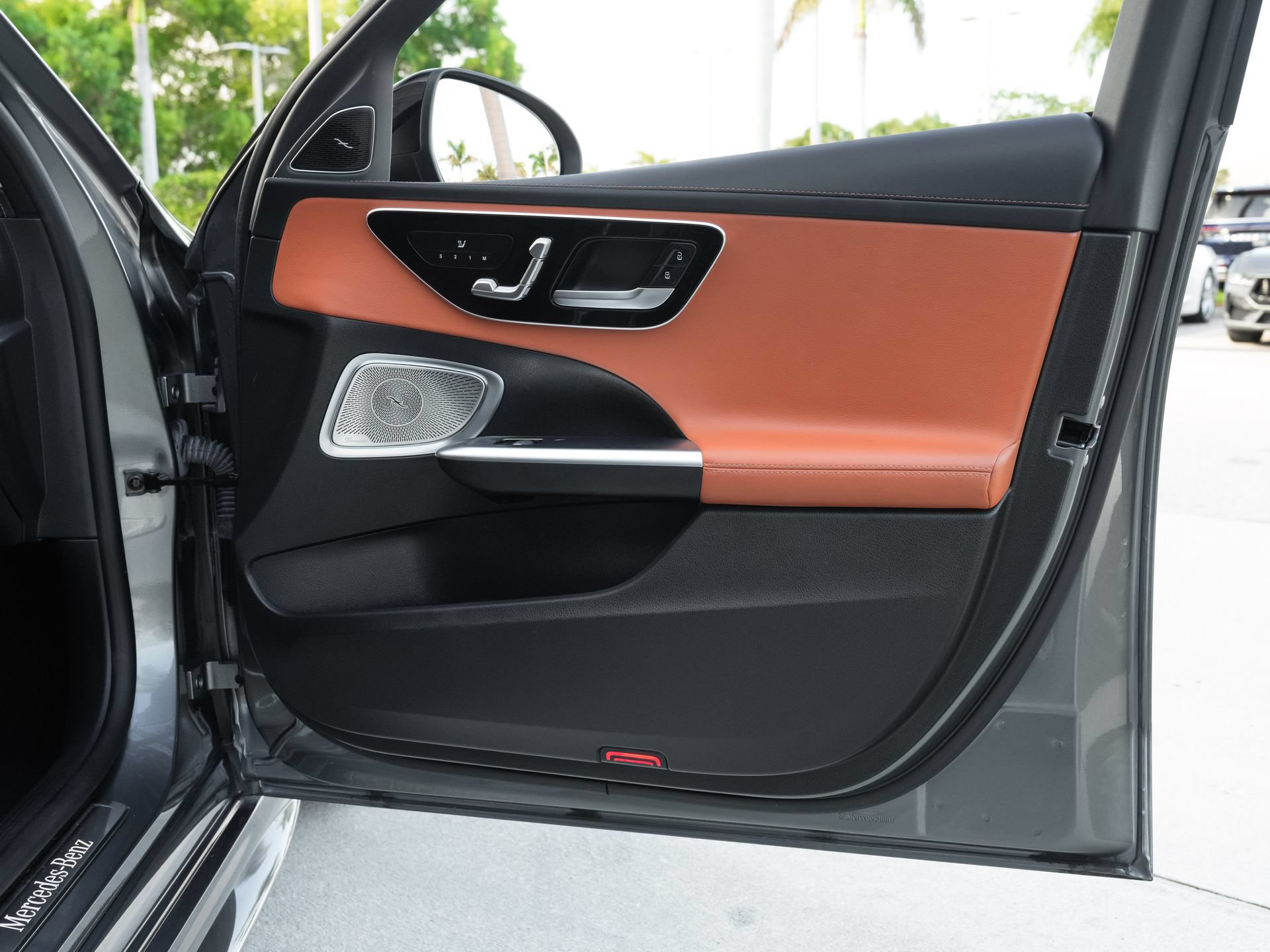 Used 2024 Mercedes-Benz C 300 Sedan image 38