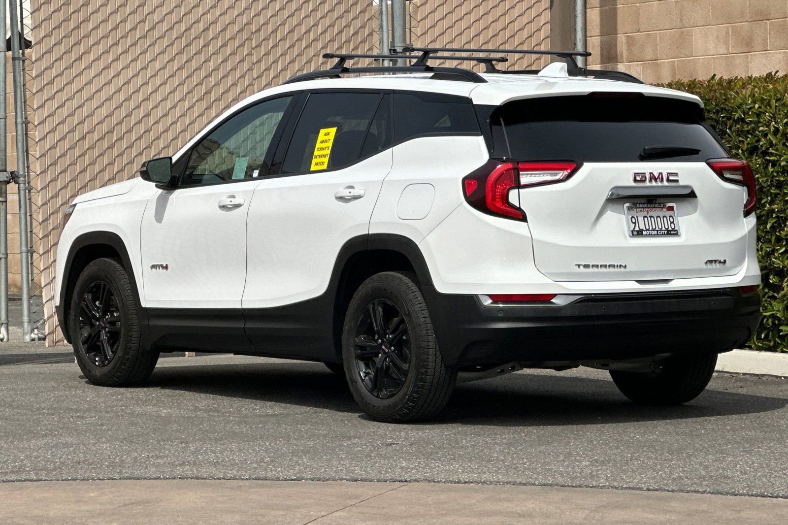 Certified 2024 GMC Terrain AT4 w/ Infotainment Package II image 6