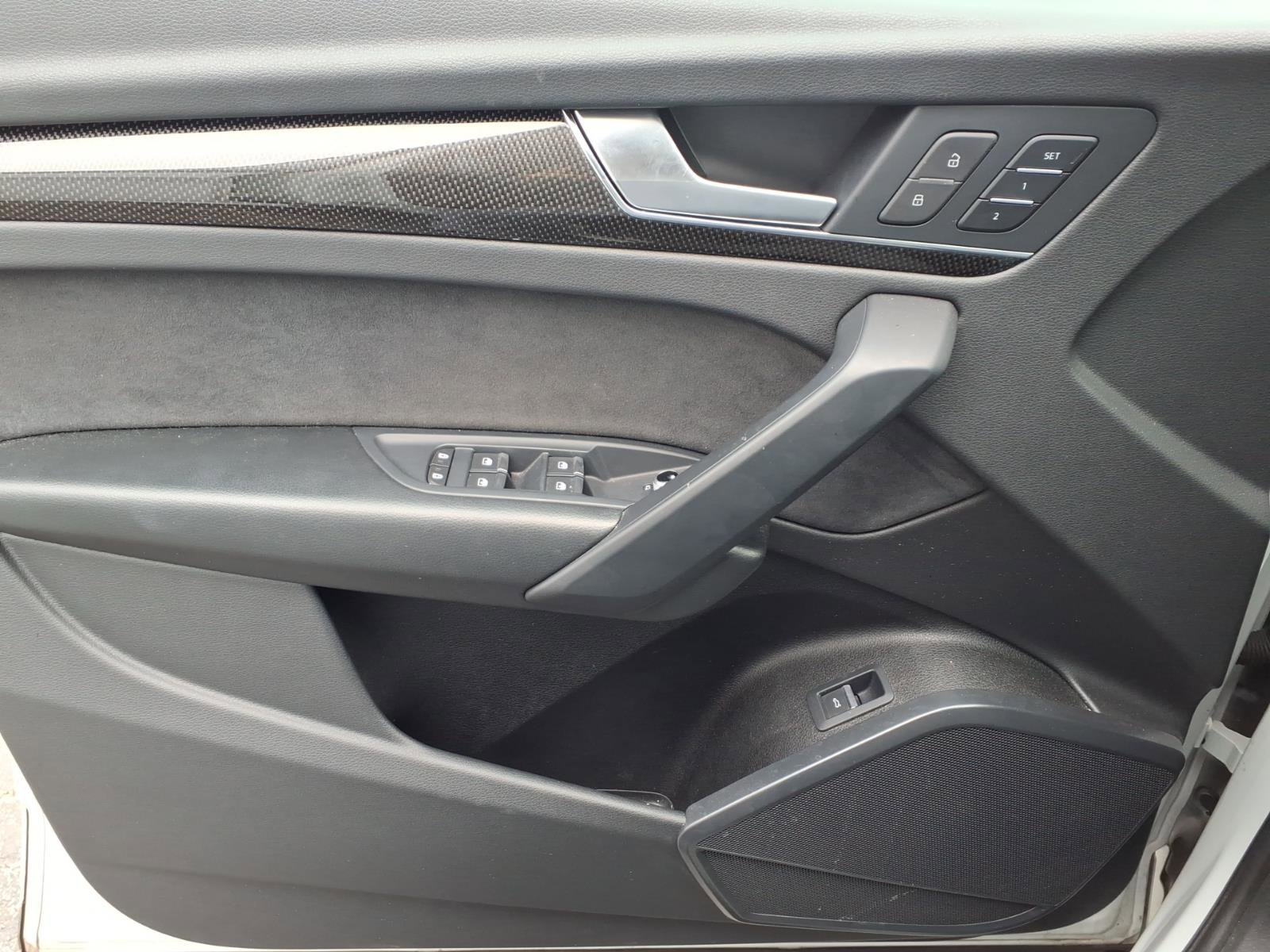 Used 2022 Audi SQ5 Premium image 23