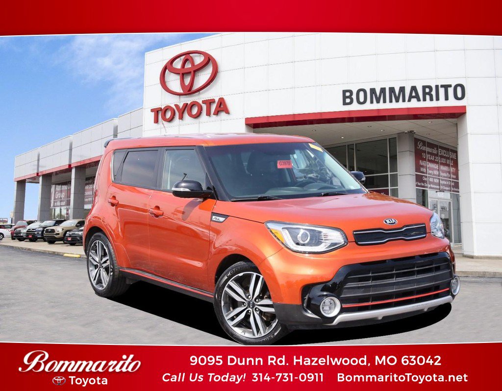 Used 2018 Kia Soul ! w/ Tech Package