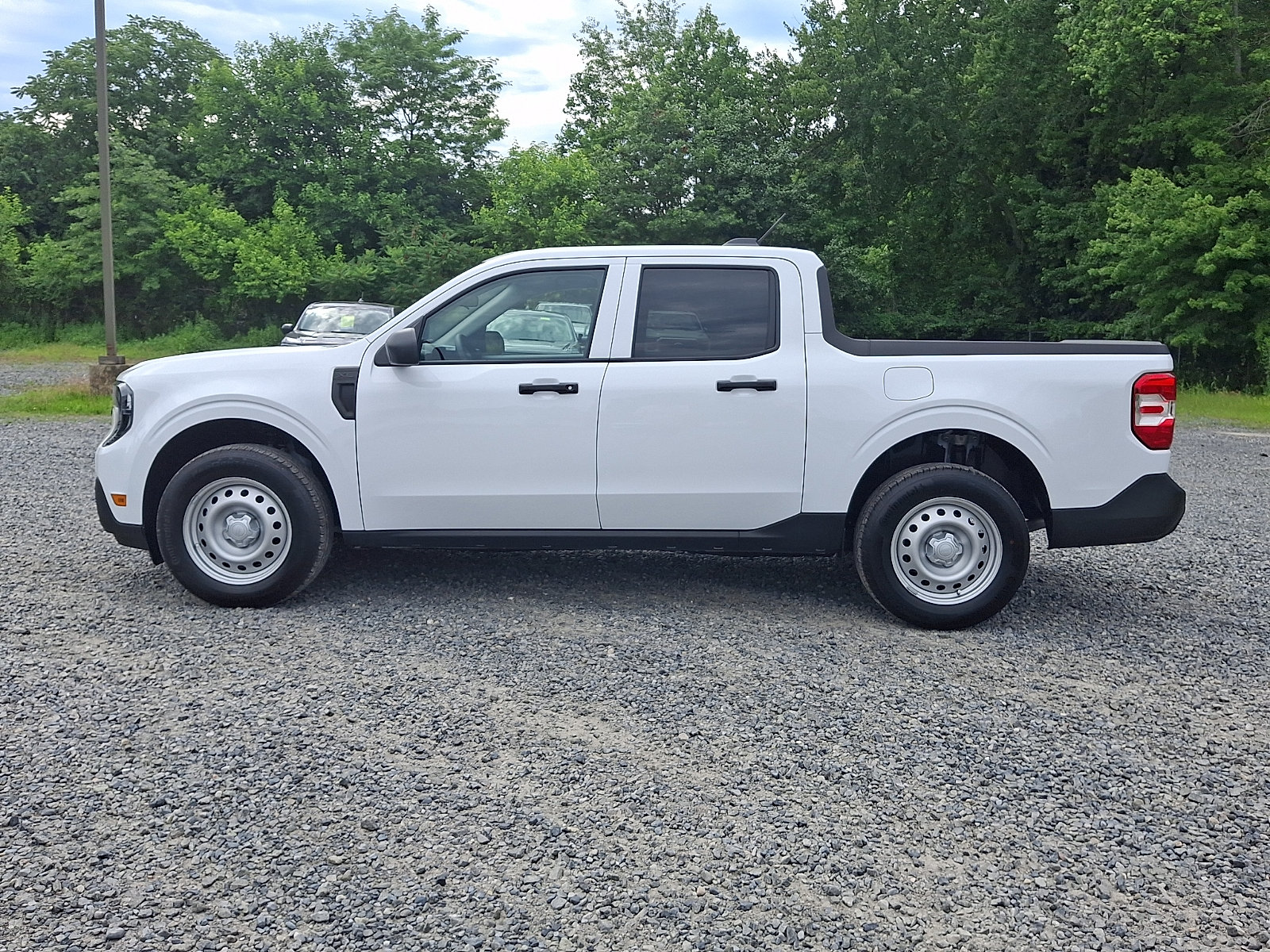 Used 2026 Ford Maverick XL AWD/4WD image 4