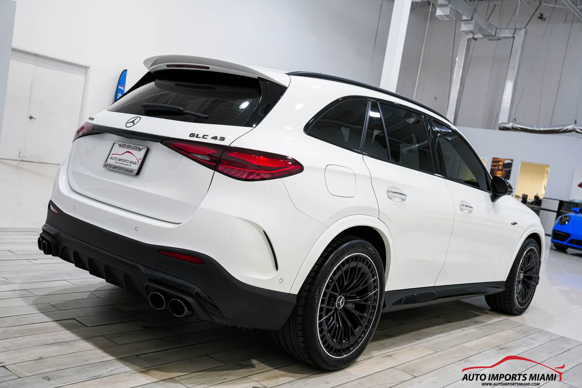 Used 2024 Mercedes-Benz GLC 43 AMG 4MATIC image 23