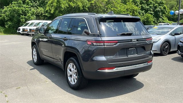 Used 2022 Jeep Grand Cherokee Limited image 6