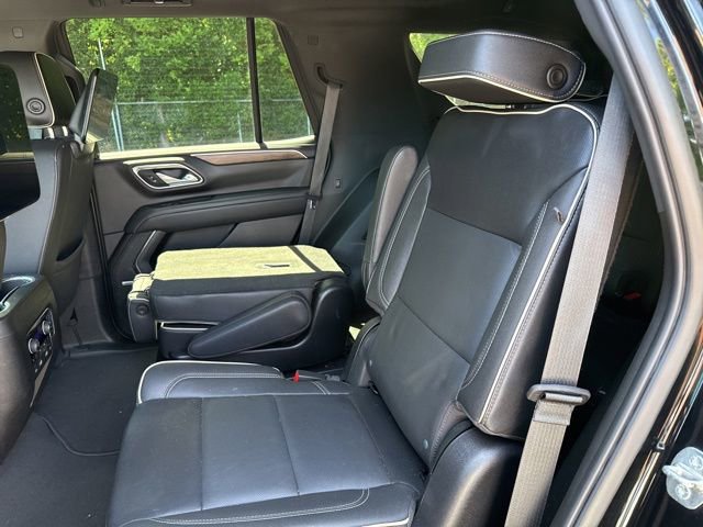 Used 2023 Chevrolet Tahoe Premier AWD/4WD image 14