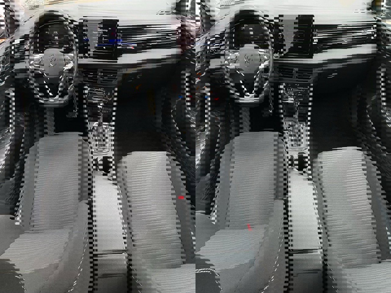 Used 2025 Volkswagen Jetta S image 19