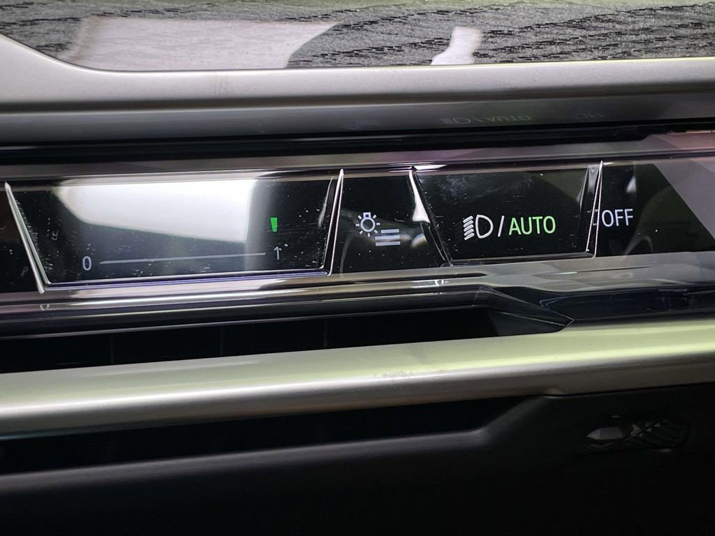 New 2025 BMW 760i xDrive AWD/4WD image 33