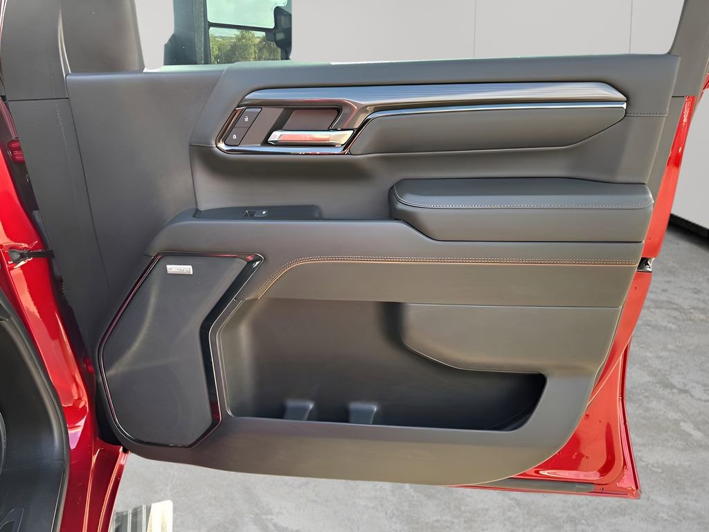 Used 2024 GMC Sierra 2500 AT4 w/ AT4 Premium Plus Package AWD/4WD image 14