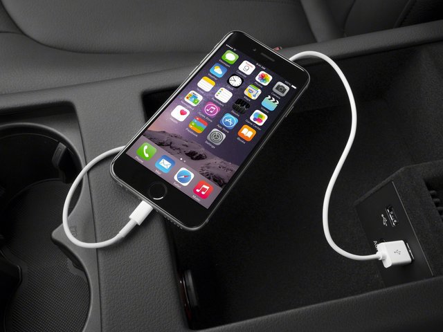 Used 2018 Audi A6 3.0T Sport w/ Cold Weather Package image 16