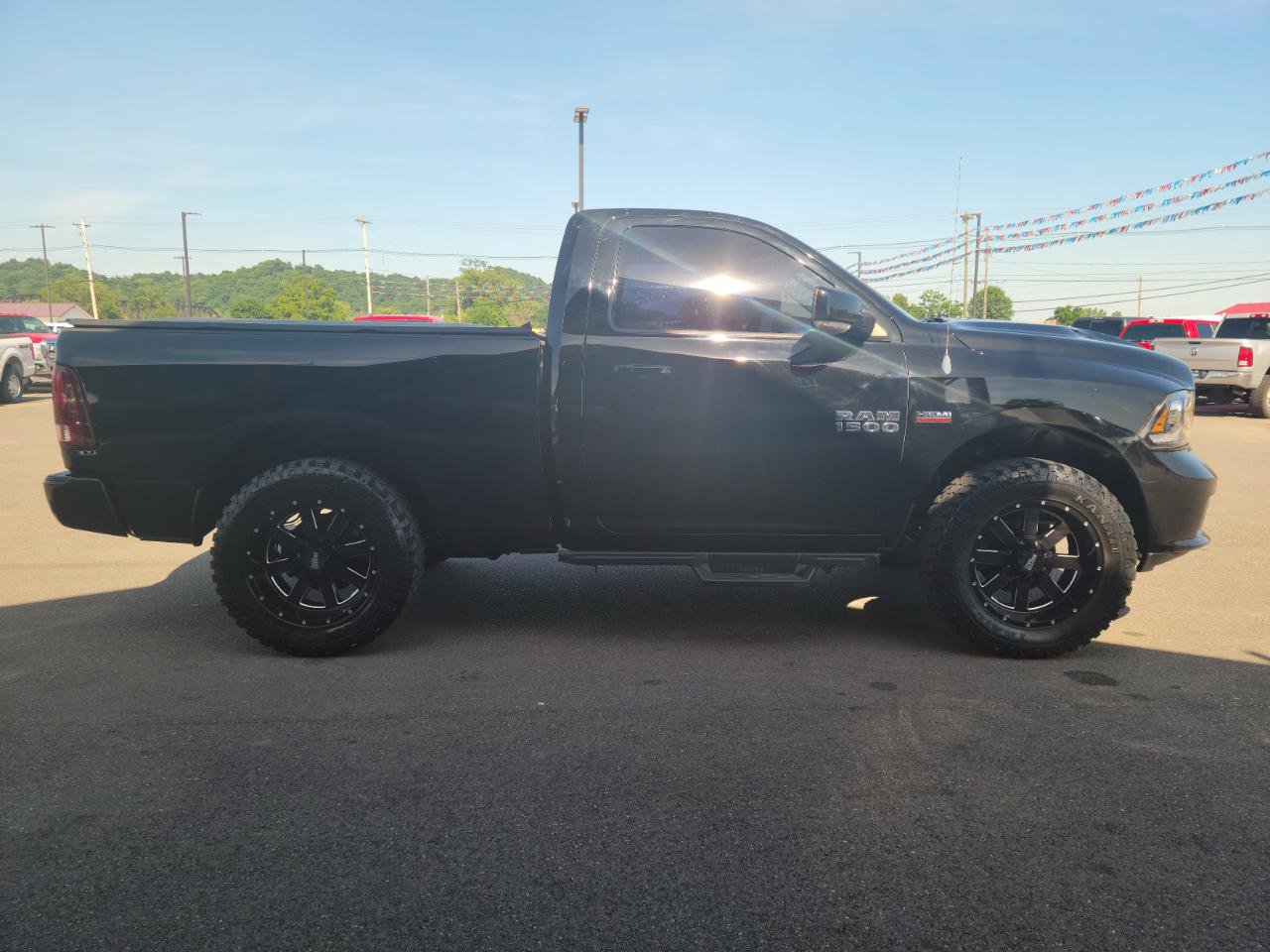 Used 2013 RAM 1500 Sport w/ Convenience Group AWD/4WD image 18