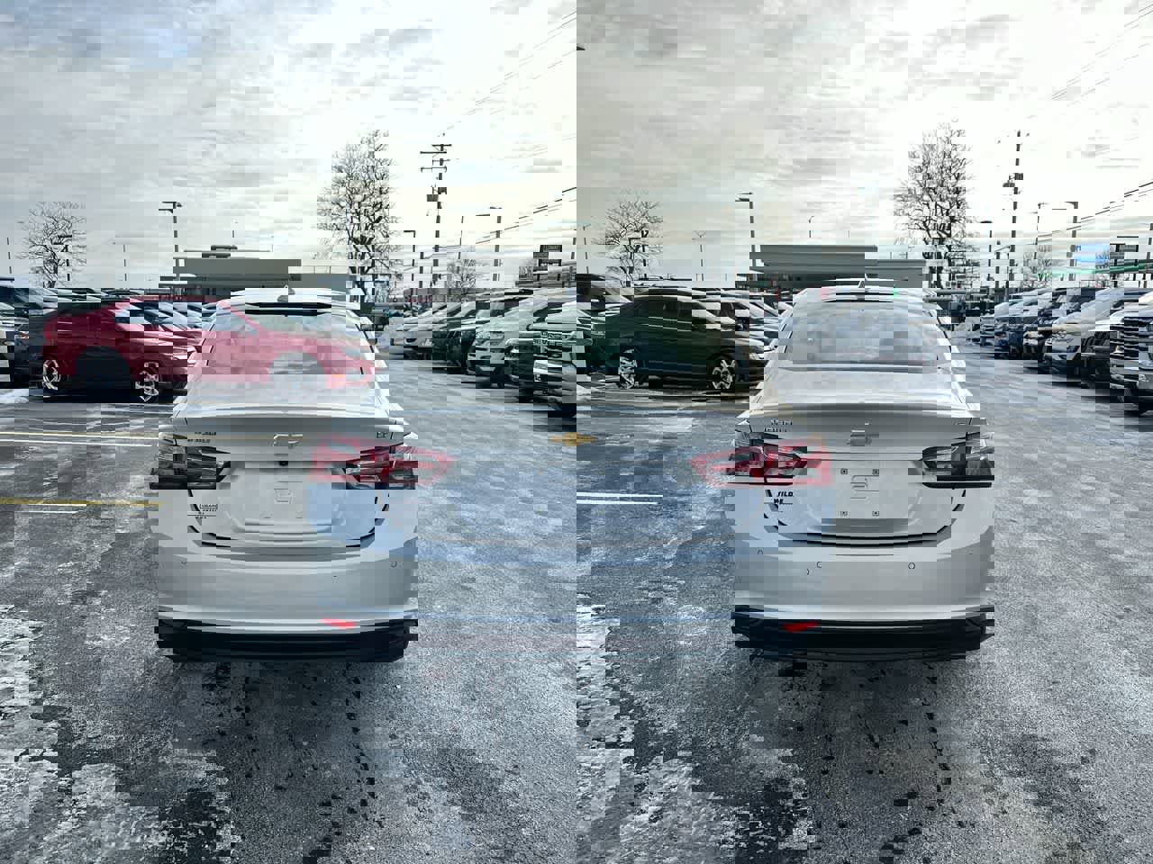 Used 2020 Chevrolet Malibu LT image 12