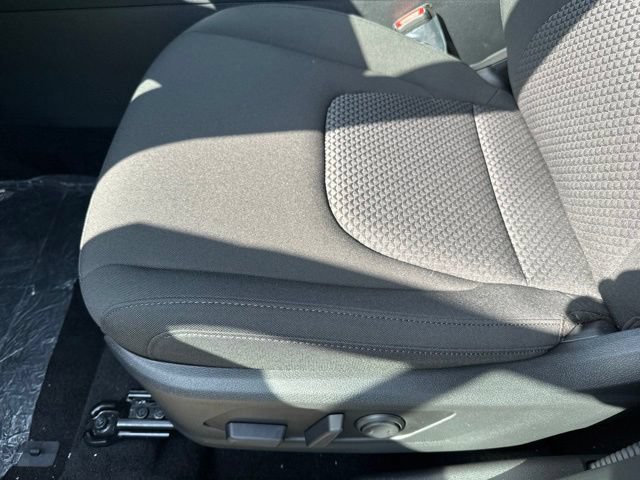 New 2026 Kia Sportage LX w/ LX Convenience Package FWD image 33