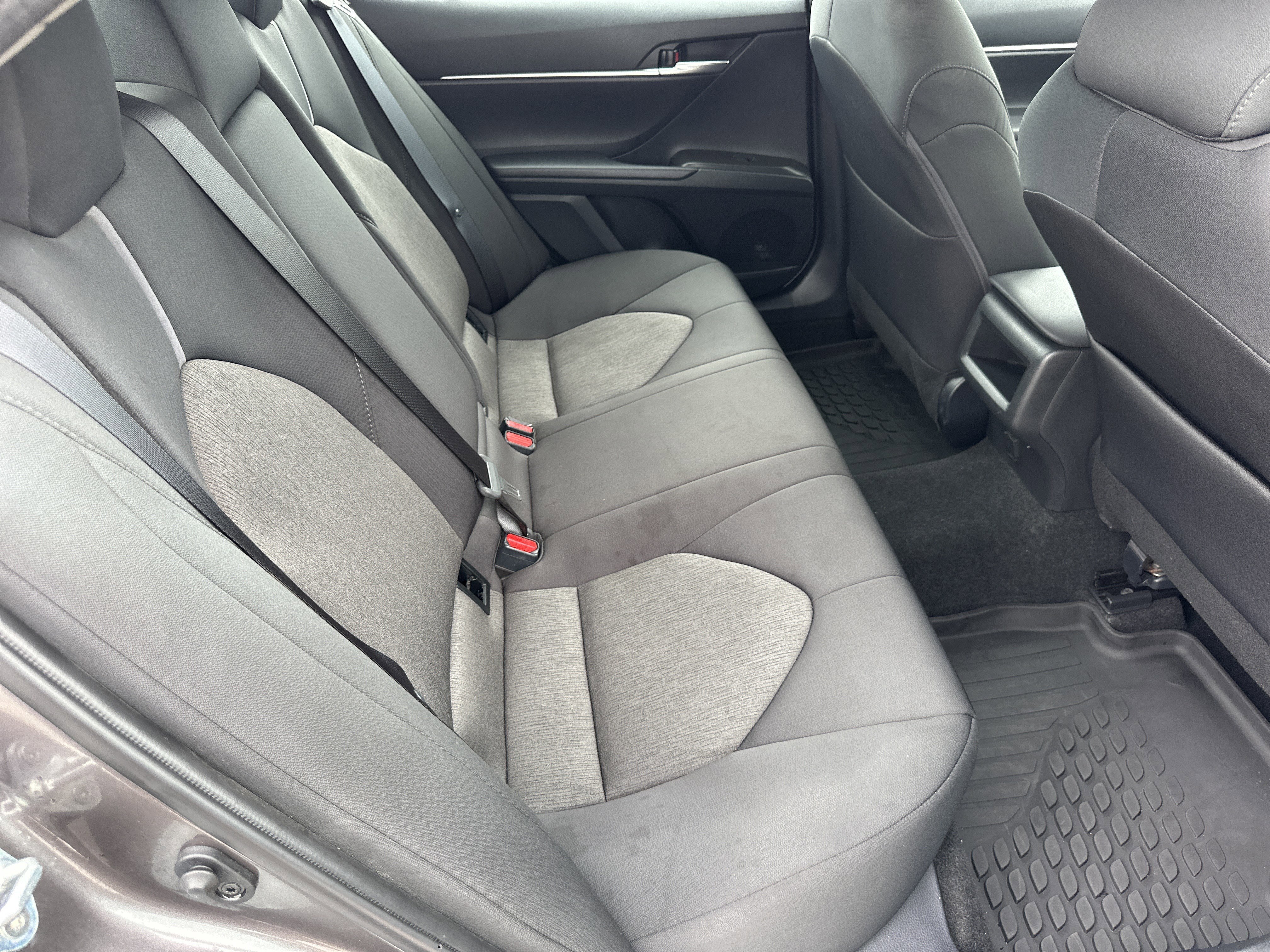 Used 2024 Toyota Camry LE FWD image 19