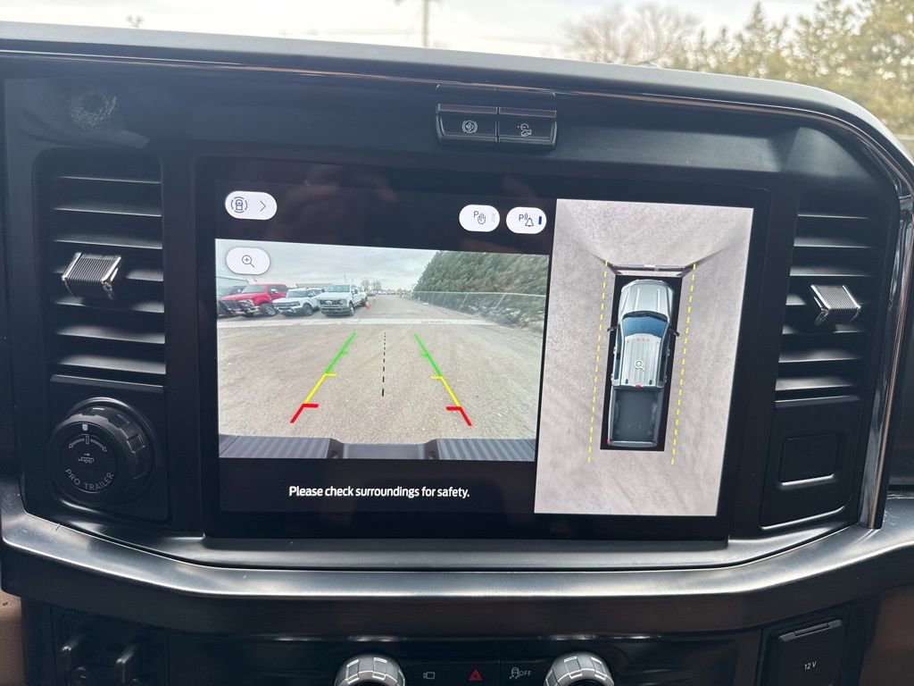 Used 2025 Ford F350 Lariat w/ Lariat Ultimate Package image 24