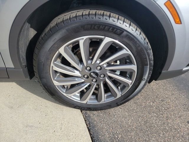 Certified 2024 Lincoln Corsair Reserve w/ Equipment Group 201A image 19