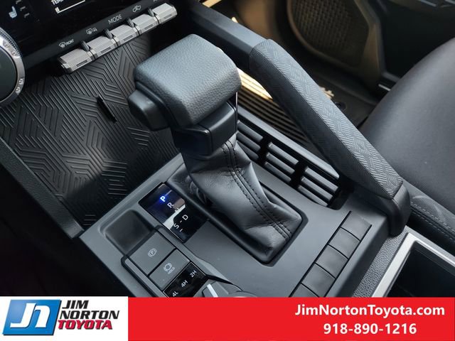 Used 2026 Toyota Tacoma SR5 AWD/4WD image 21