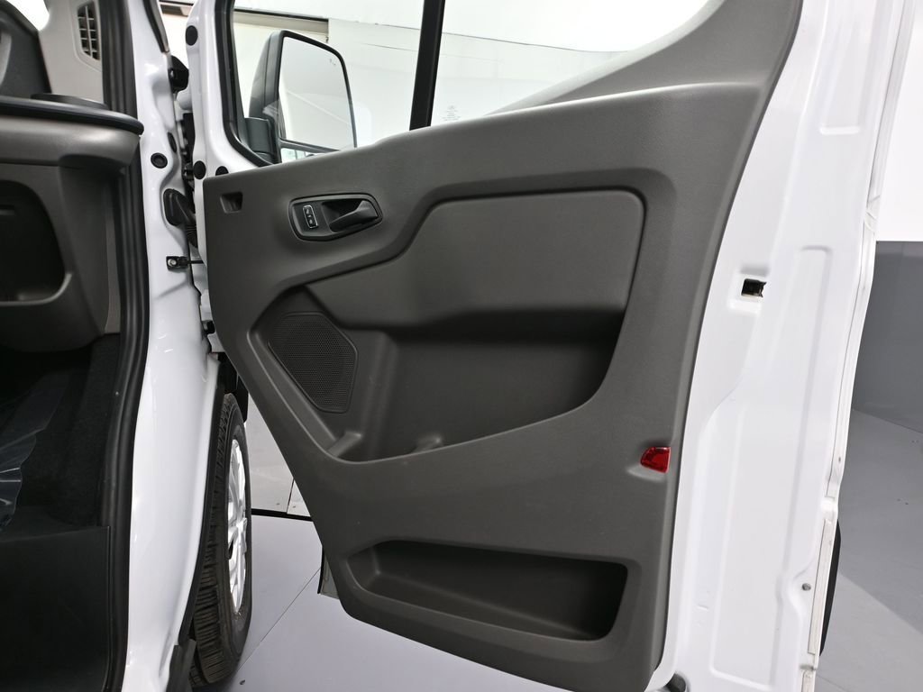 Used 2024 Ford Transit 350 XLT image 42
