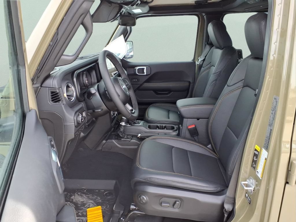 New 2026 Jeep Gladiator Mojave AWD/4WD image 17