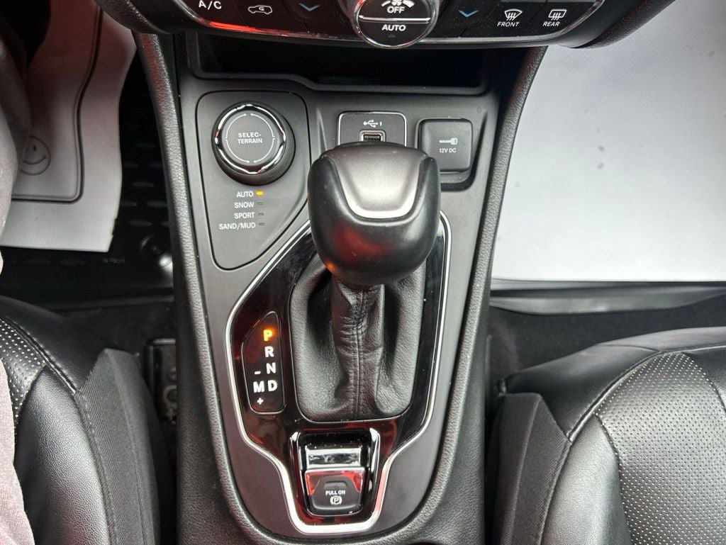 Used 2023 Jeep Cherokee Altitude Lux AWD/4WD image 19