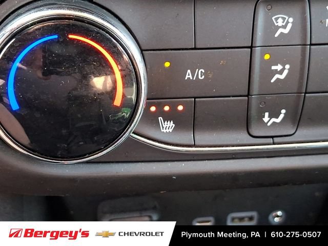 Used 2023 Chevrolet TrailBlazer LT FWD image 26