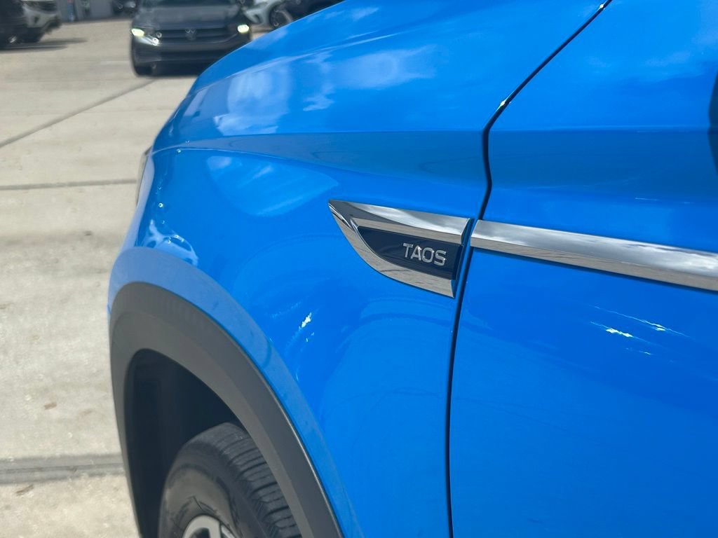 Certified 2022 Volkswagen Taos SE FWD image 30