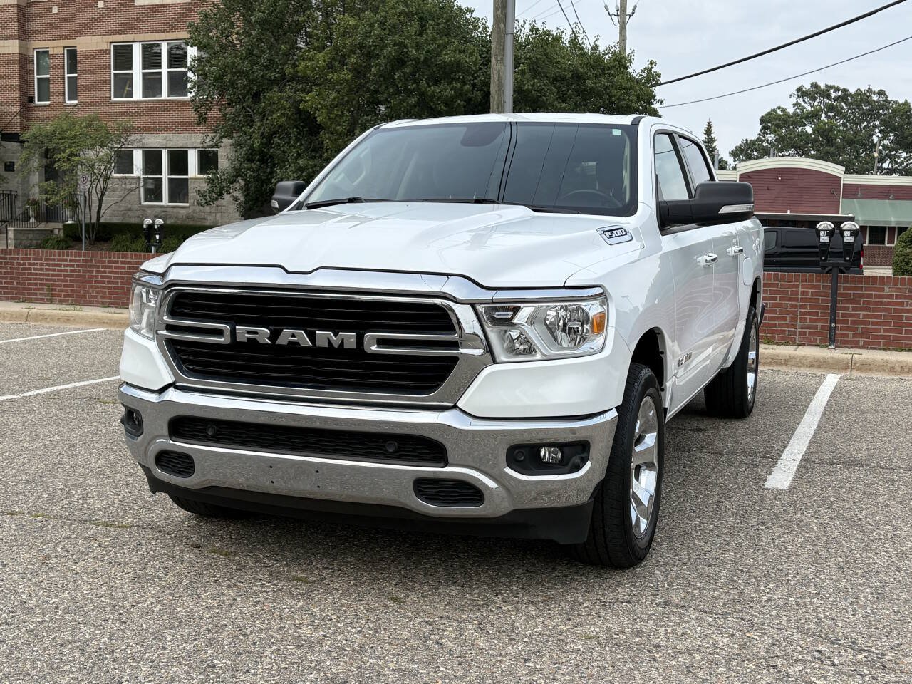 Used 2020 RAM 1500 Big Horn AWD/4WD image 4