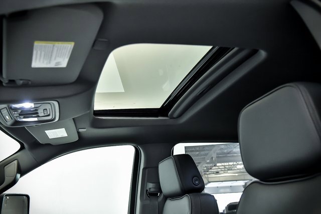 New 2025 GMC Sierra 2500 Denali w/ Denali Reserve Package image 9