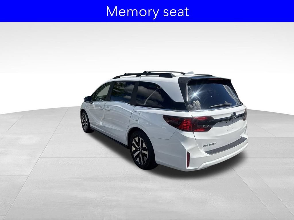 Certified 2025 Honda Odyssey EX-L image 8