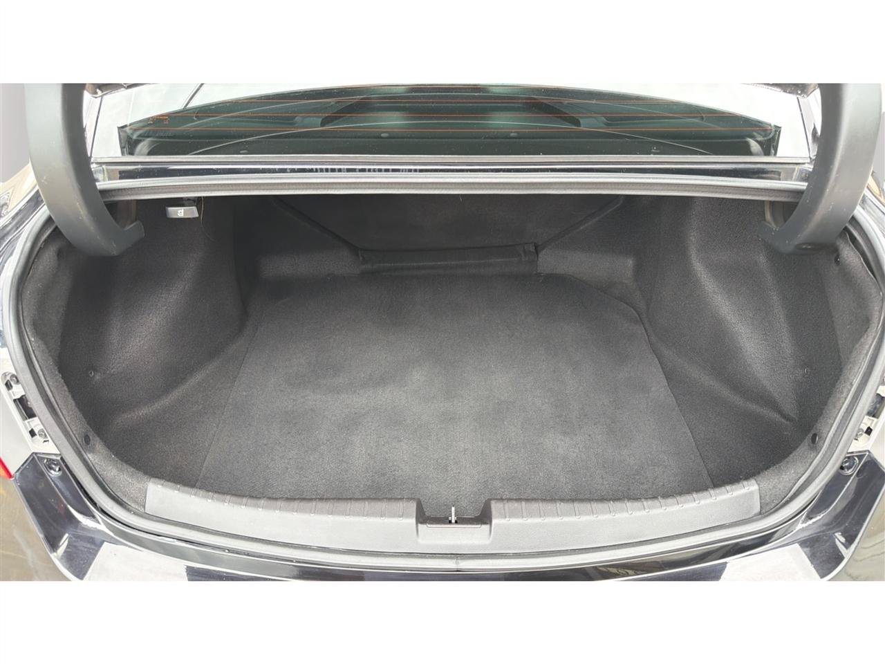 Used 2013 Acura ILX FWD image 29